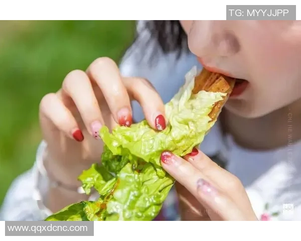 足球明星与辣条的奇妙结合趣味图片大赏